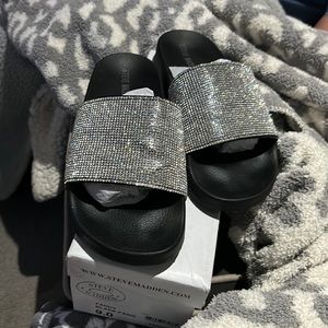 Steve Madden rhinestone pool slides